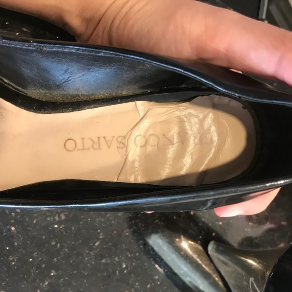 FRANCO SARTO CLASSIC BLACK AND GOLD WEDGE - Picture 9 of 15